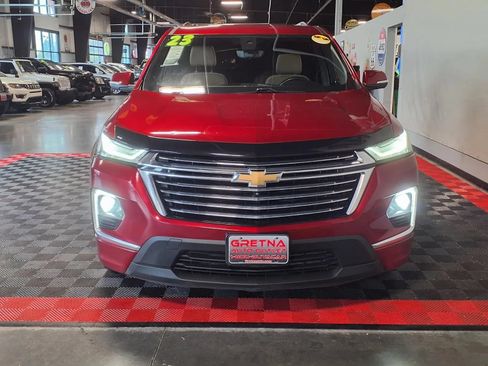 Used 2023 Chevrolet Traverse Premier AWD/4WD image 3