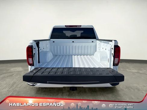 New 2025 GMC Sierra 1500 Elevation image 5