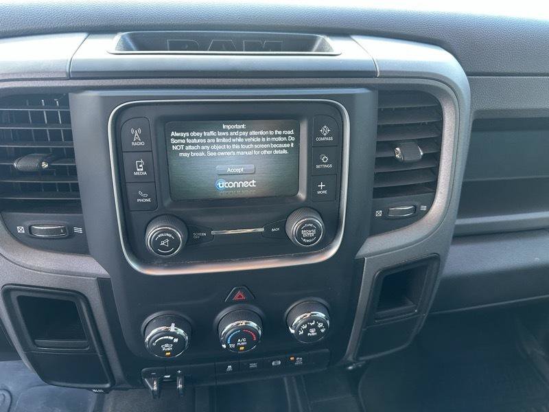 Used 2018 RAM 2500 Tradesman w/ Chrome Appearance Group AWD/4WD image 9