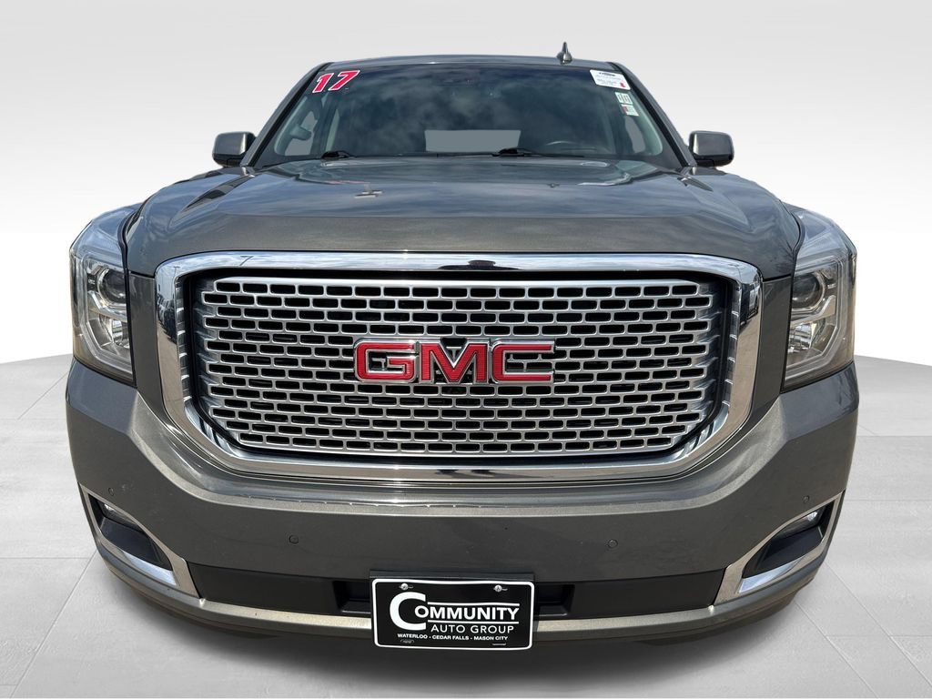Used 2017 GMC Yukon Denali w/ Open Road Package AWD/4WD image 9