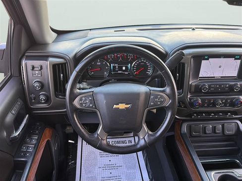 Used 2018 Chevrolet Silverado 1500 High Country AWD/4WD image 22