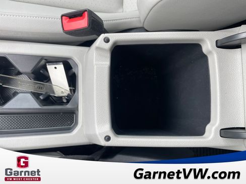 Used 2023 Volkswagen Tiguan SE image 29