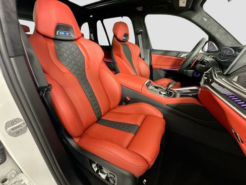 New 2025 BMW X5 M Competition w/ Executive Package image 29