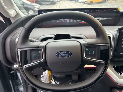 New 2025 Ford Expedition Max Platinum w/ Platinum Ultimate Package image 13