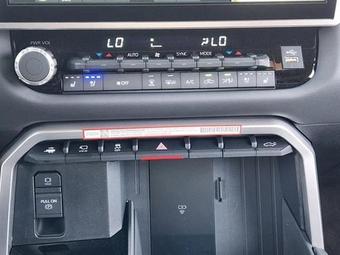 New 2025 Toyota Tundra Platinum image 14