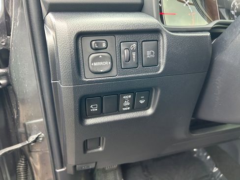 Used 2022 Toyota 4Runner SR5 Premium image 21