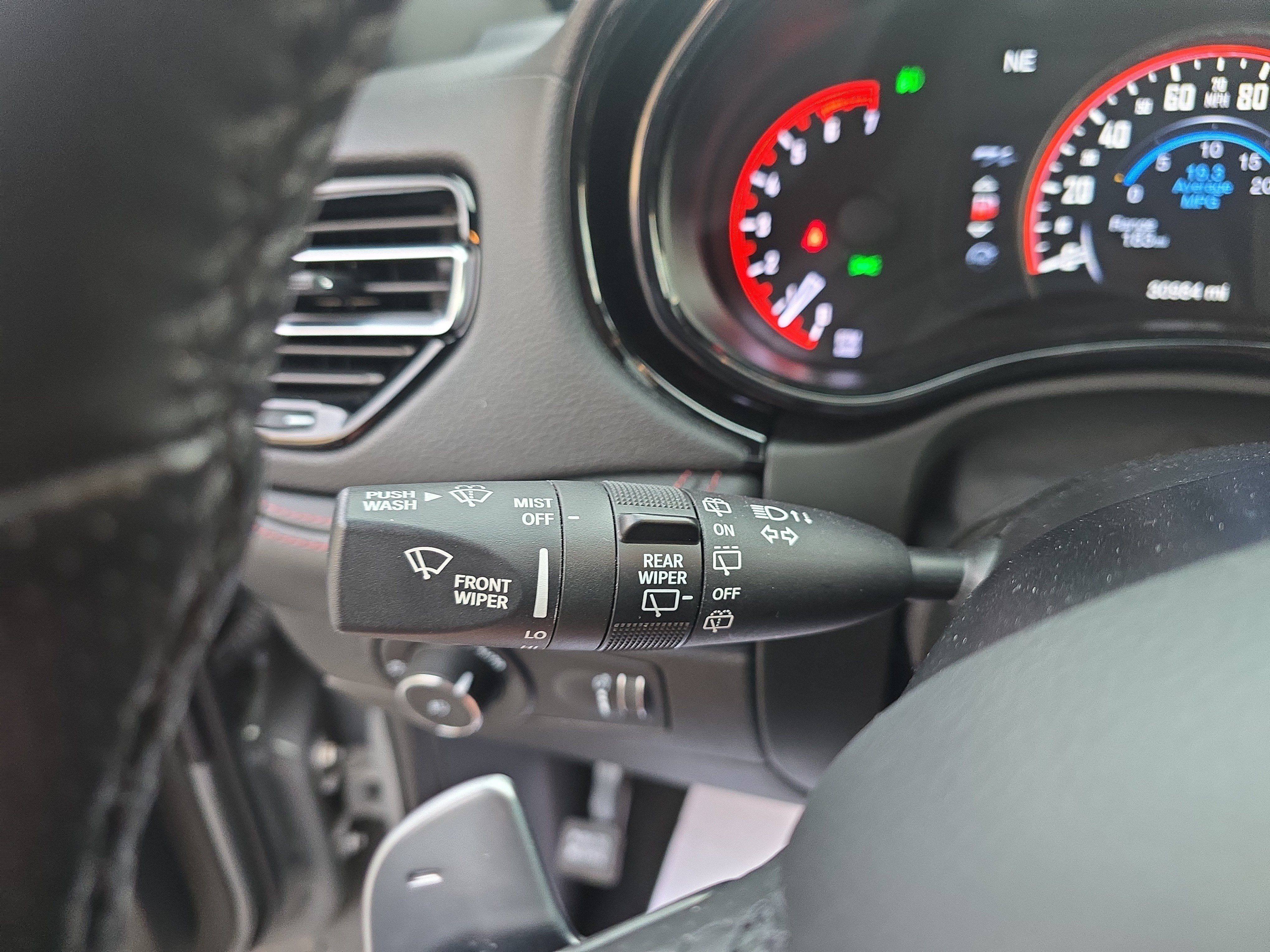 Used 2025 Dodge Durango GT AWD/4WD image 32