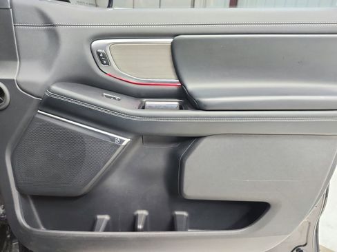 Used 2025 Ford Expedition Max Platinum image 43