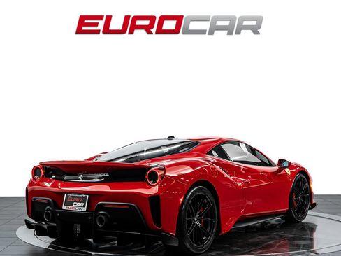 Used 2019 Ferrari 488 Pista Coupe RWD image 5