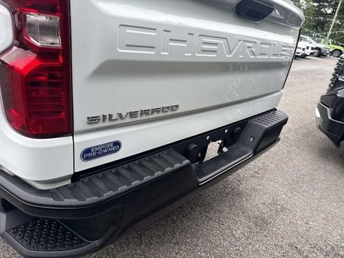 Used 2021 Chevrolet Silverado 1500 W/T AWD/4WD image 9