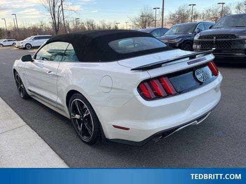 Used 2017 Ford Mustang GT Premium w/ Equipment Group 401A image 13