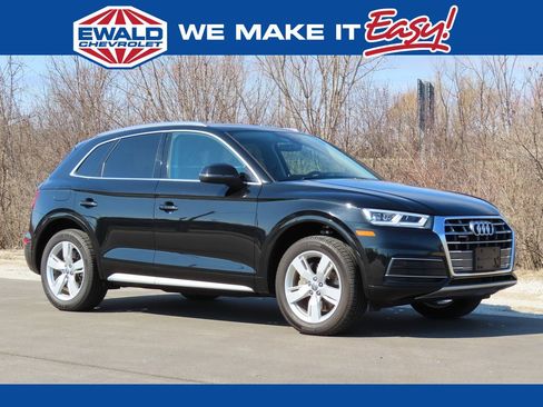 Used 2019 Audi Q5 2.0T Premium Plus image 1