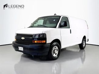Used 2021 Chevrolet Express 2500 w/ Driver Convenience Package RWD video 1