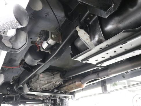 Used 2001 Ford F350 Lariat image 27