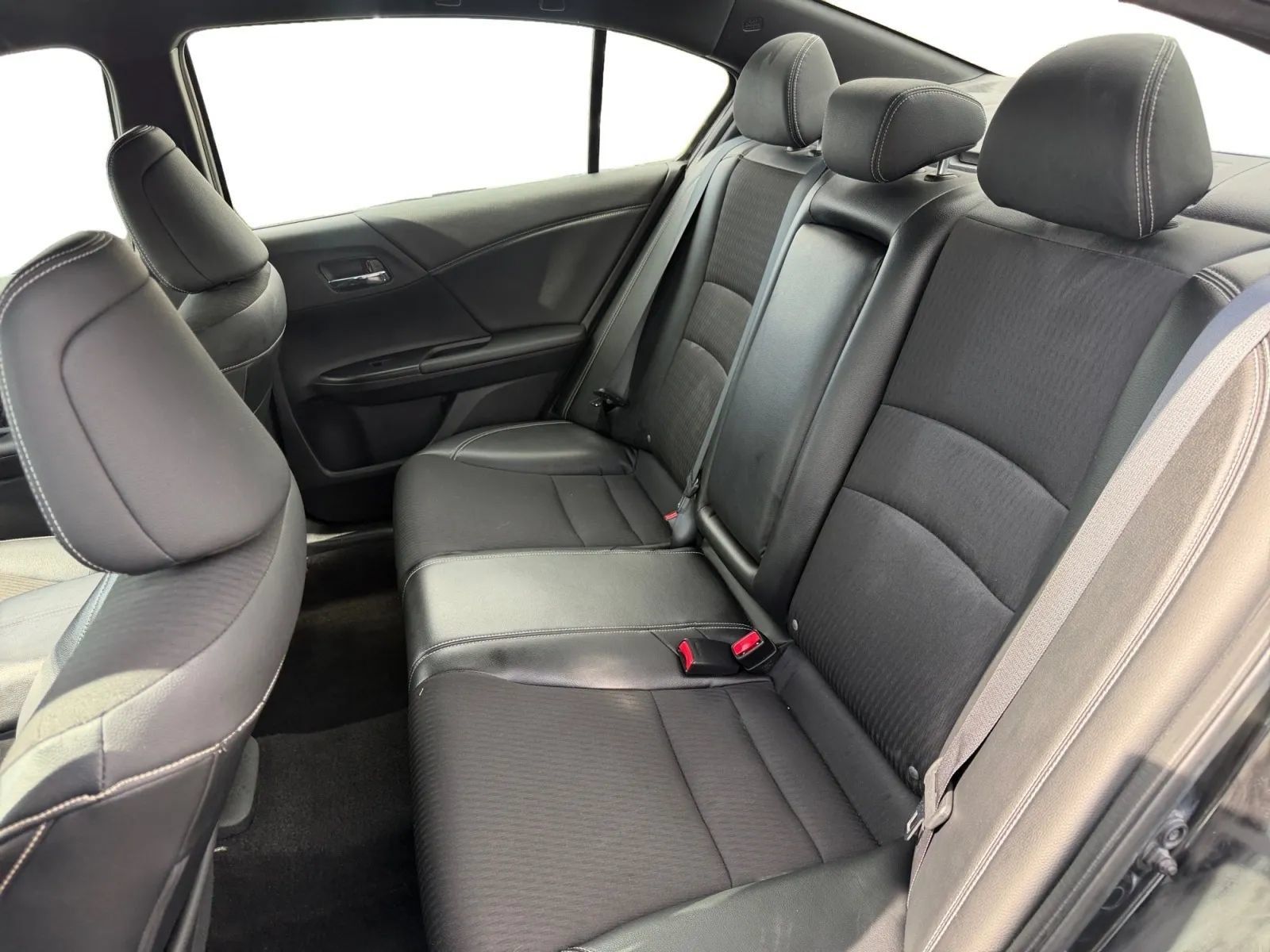 Used 2017 Honda Accord Sport image 16
