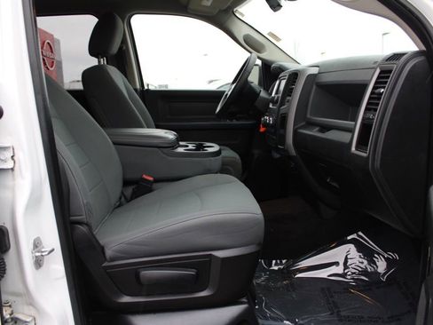 Used 2016 RAM 1500 Express image 19