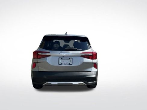 Used 2023 Kia Seltos LX image 4