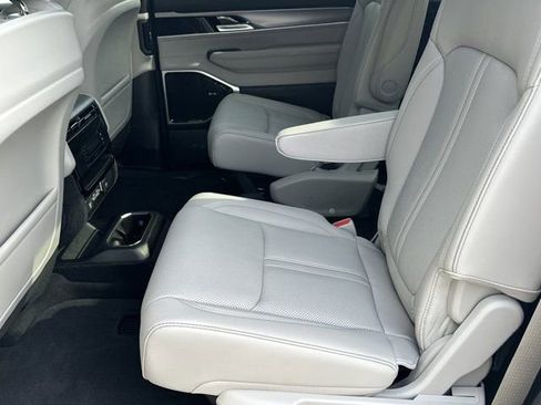 New 2026 Jeep Grand Wagoneer Limited image 20
