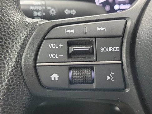 Used 2024 Honda HR-V LX image 24