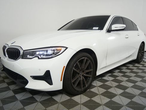 Used 2021 BMW 330i xDrive 330i xDrive w/ Convenience Package image 7