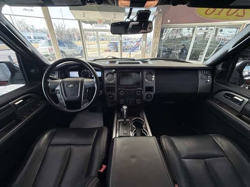 Used 2016 Ford Expedition EL Platinum image 41