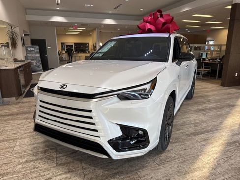 New 2026 Lexus TX 500h F SPORT Performance Premium image 3