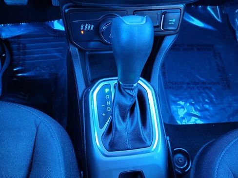 Used 2022 Jeep Renegade Latitude w/ Convenience Group image 36