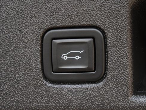 Used 2024 Chevrolet Equinox RS w/ RS Leather Package AWD/4WD image 9