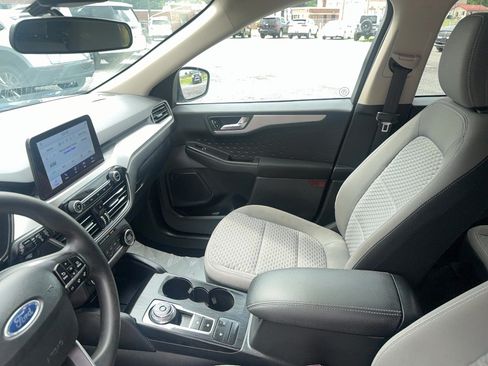 Used 2020 Ford Escape SE AWD/4WD image 9