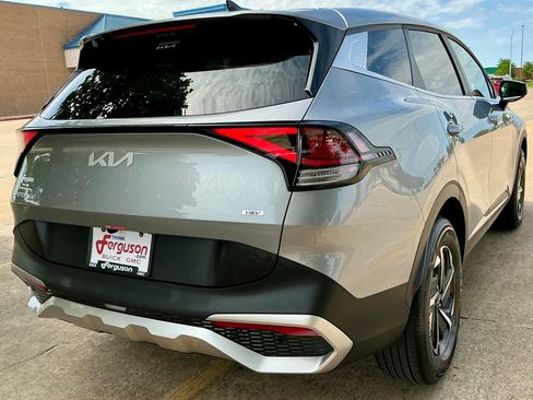 Used 2025 Kia Sportage LX AWD/4WD image 20