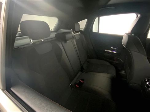 Used 2023 Mercedes-Benz GLA 250 4MATIC image 19