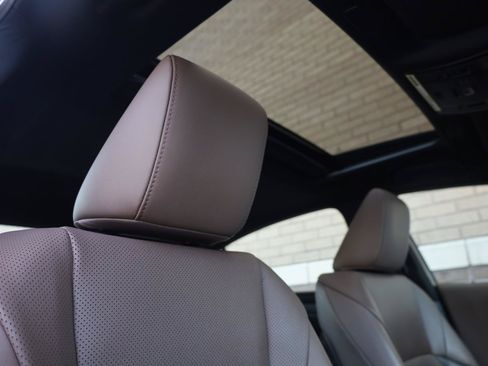 Used 2023 Lexus ES 350 w/ Premium Package FWD image 31