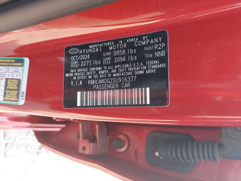Certified 2025 Hyundai Elantra Sport FWD image 37