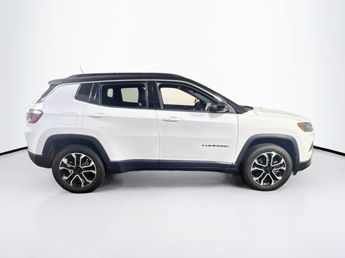 Used 2023 Jeep Compass Limited w/ Sun and Sound Group AWD/4WD image 4