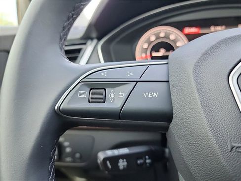 Certified 2025 Audi Q5 2.0T Premium Plus w/ Premium Plus Package image 17