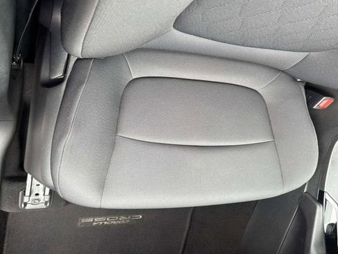 Used 2023 Toyota Corolla Cross LE image 15