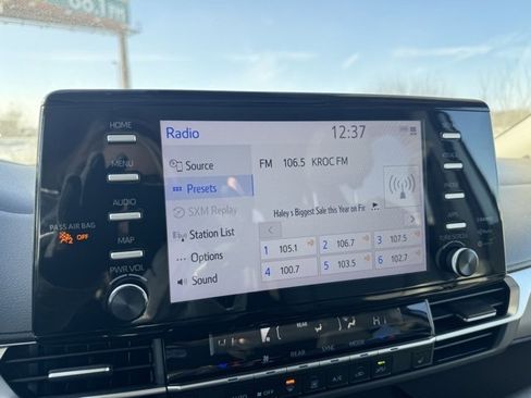 Certified 2024 Toyota Sienna XLE image 3