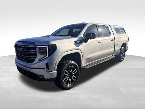Used 2022 GMC Sierra 1500 AT4 w/ AT4 Premium Package image 1