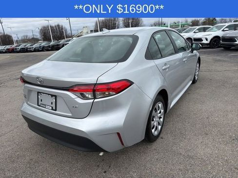 Used 2024 Toyota Corolla LE image 12