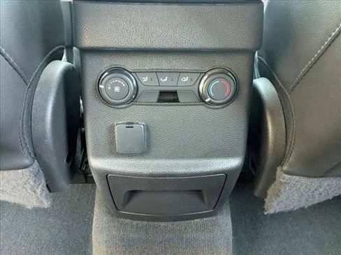 Used 2015 Ford Explorer XLT w/ Equipment Group 202A image 19