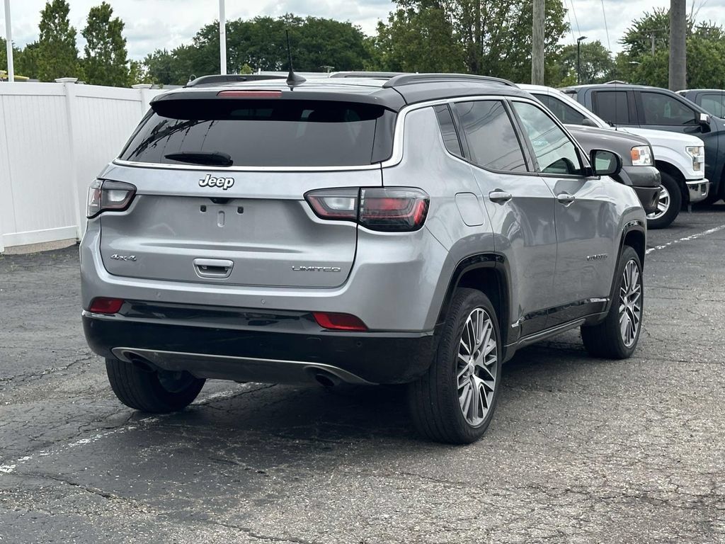 Used 2023 Jeep Compass Limited w/ Elite Group AWD/4WD image 4