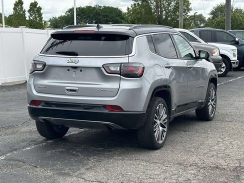 Used 2023 Jeep Compass Limited w/ Elite Group AWD/4WD image 4