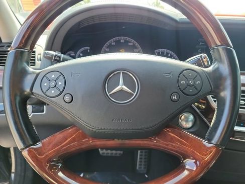 Used 2013 Mercedes-Benz S 550 image 25