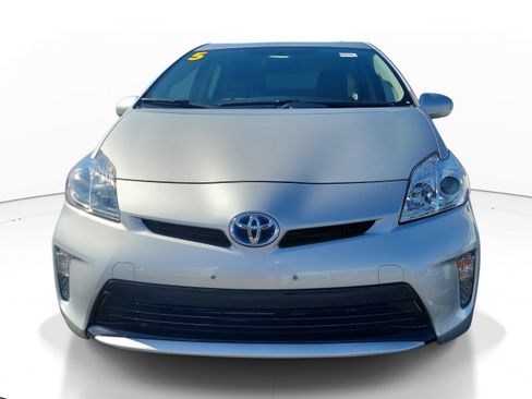 Used 2015 Toyota Prius Three FWD image 2