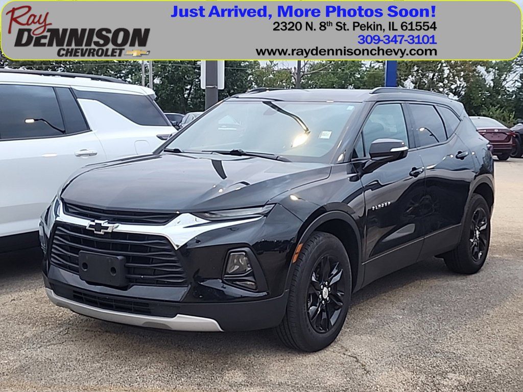 Used 2022 Chevrolet Blazer LT FWD image 1