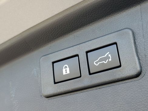 Used 2024 Subaru Outback Limited XT w/ Popular Package #2 image 9