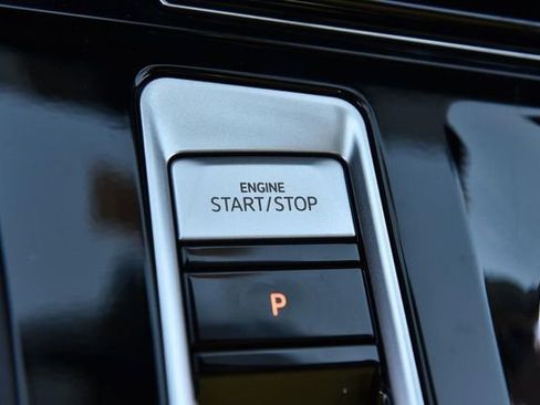 New 2026 Volkswagen Atlas SE image 17