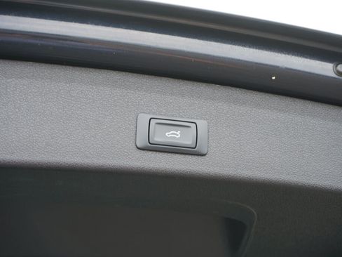 Used 2015 Audi SQ5 Premium Plus w/ Technology Package image 19