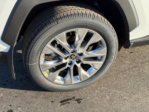 New 2025 Toyota RAV4 Limited image 5