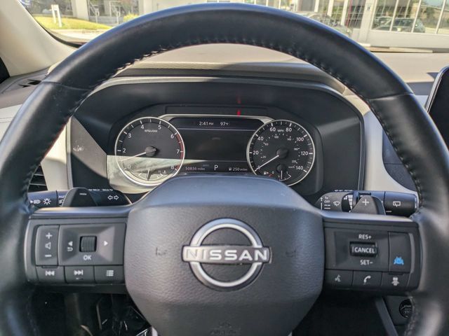 Used 2025 Nissan Rogue SV AWD/4WD image 24
